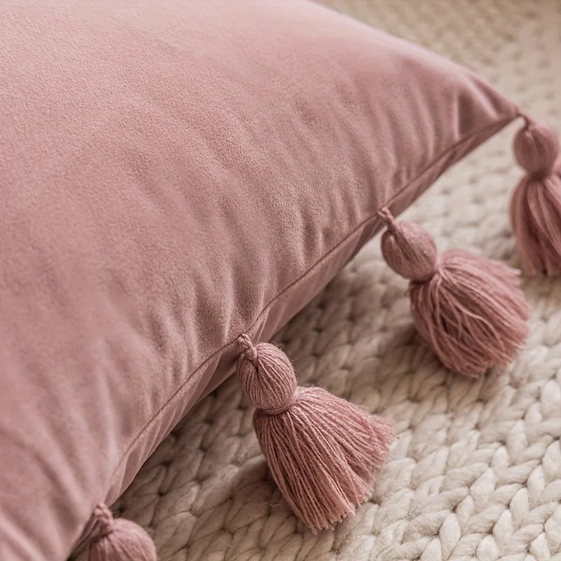 Velvet cushion cover with pompoms – "Bohemian" collection