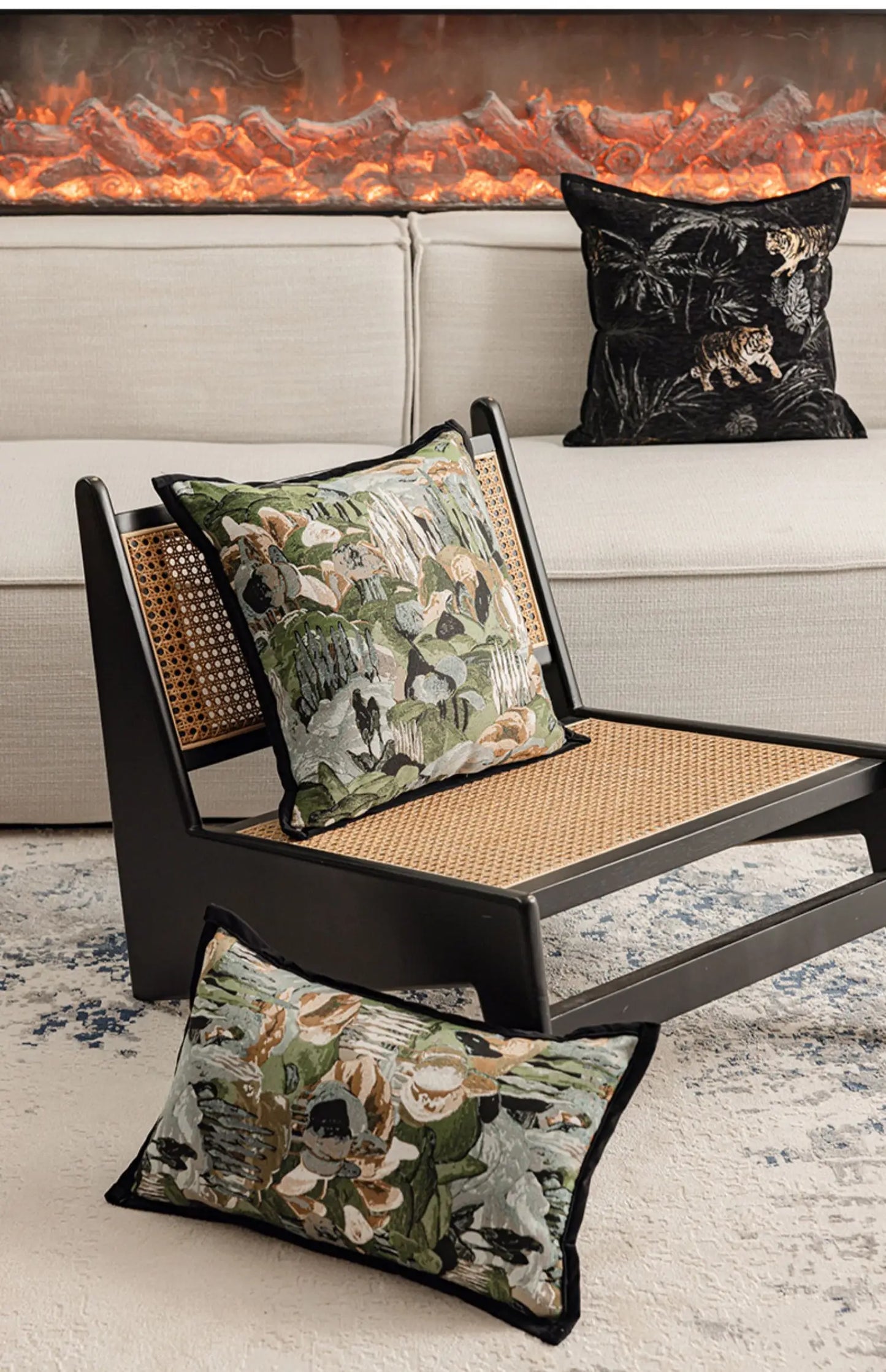 Jacquard cushion cover – Abstract forest pattern