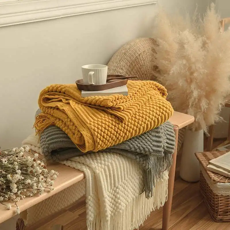 Soft Knitted Blanket with Fringes