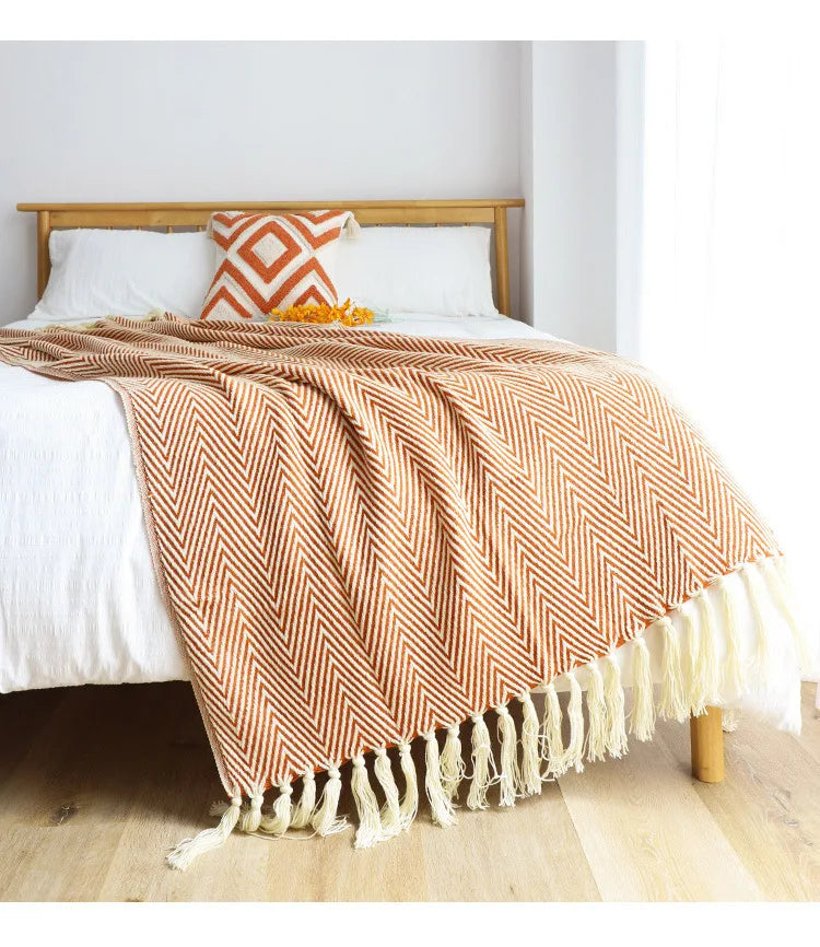 Geometric jacquard plaid