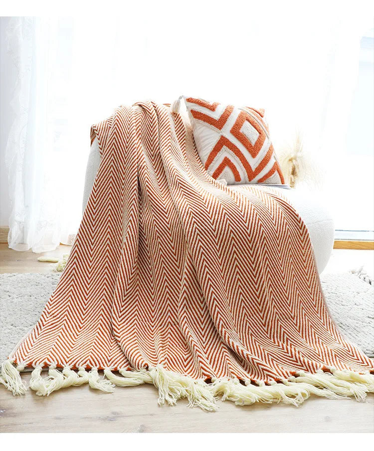 Geometric jacquard plaid