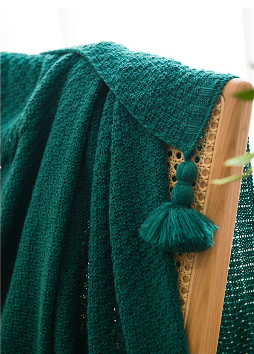 Waffle blanket with pompoms