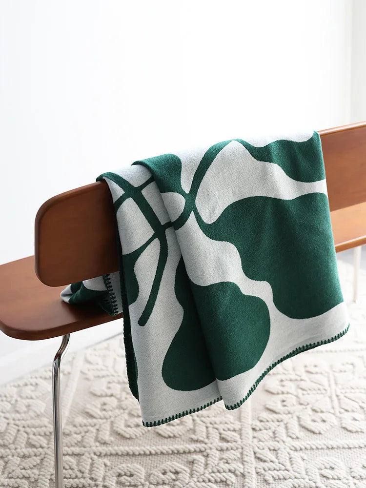 Modern leaf pattern plaid