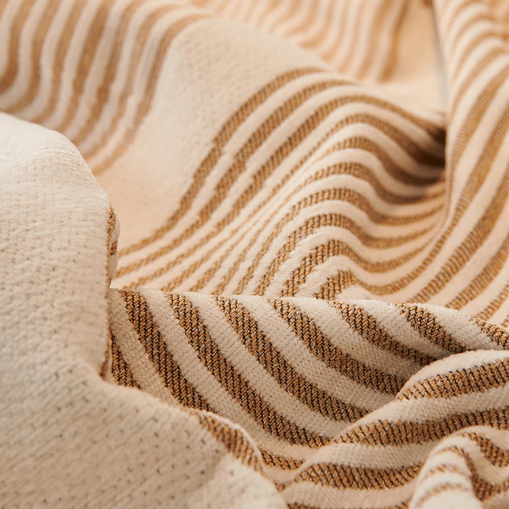 Two-tone sofa blanket with geometric pattern