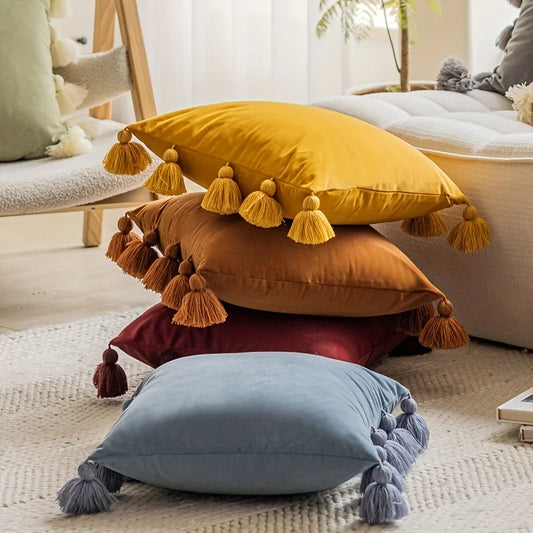 Velvet cushion cover with pompoms – "Bohemian" collection