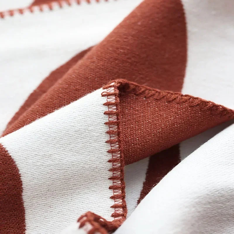 Modern leaf pattern plaid