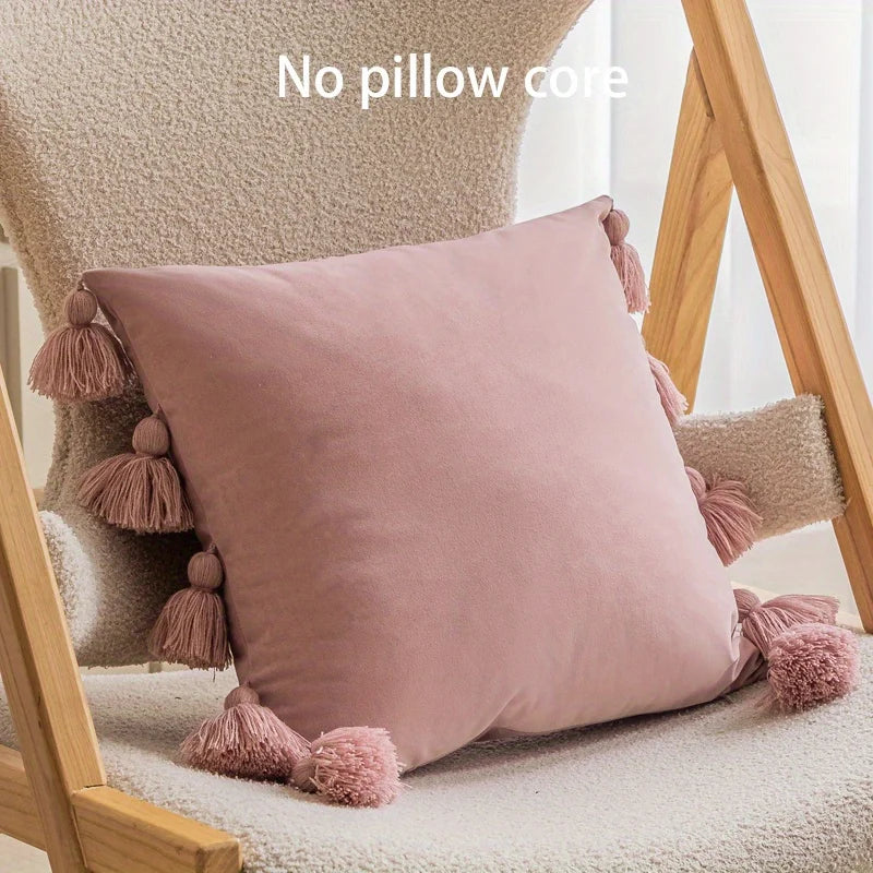 Velvet cushion cover with pompoms – "Bohemian" collection