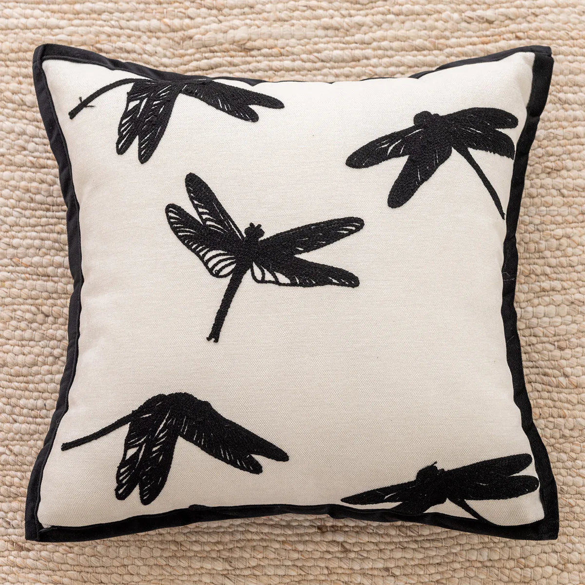 Decorative cushion cover 4 patterns – Retro &amp; Modern Collection